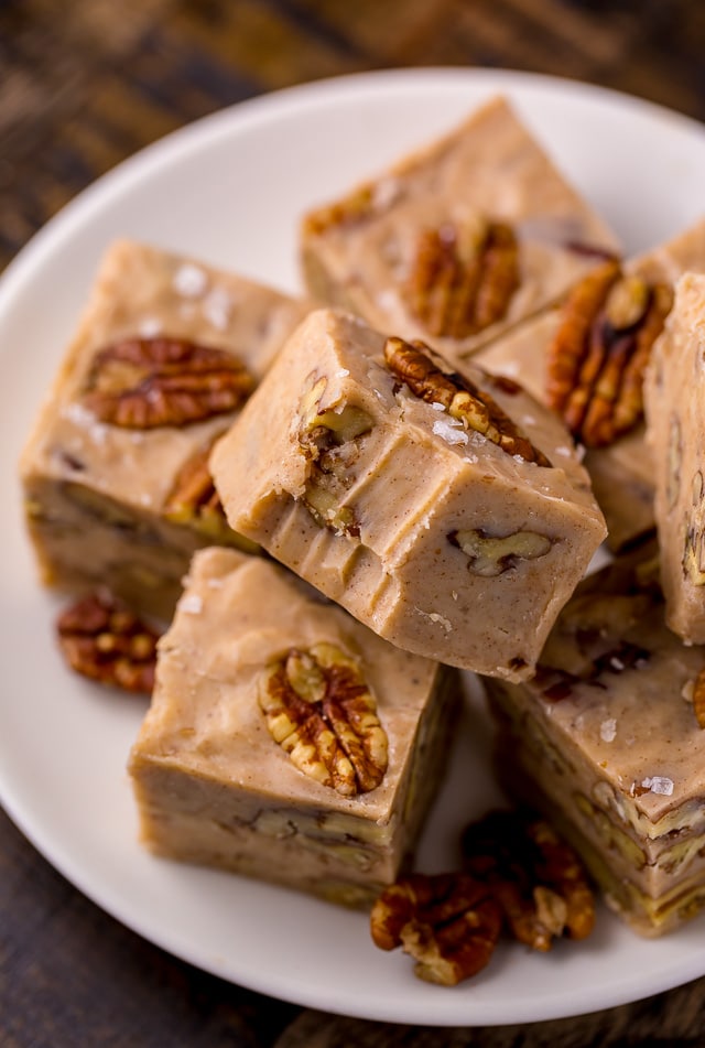 Butter Pecan Fudge made with just 6 simple ingredients! So darn good!