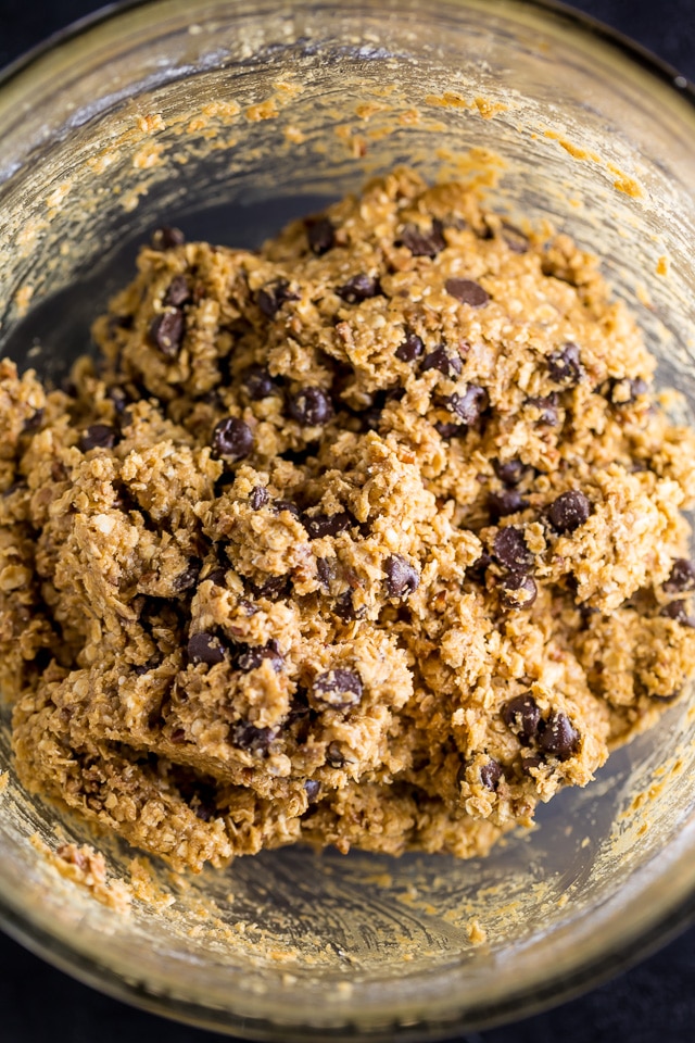 Thick and chewy Vegan Oatmeal Chocolate Chip Cookies!