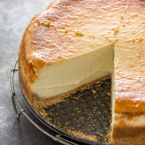 https://bakerbynature.com/wp-content/uploads/2018/05/extrathickandcreamycheesecake1234-1-of-1-500x500.jpg