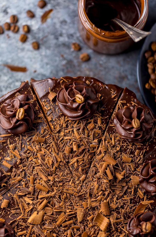 An easy and delicious recipe for No-Bake Espresso Chocolate Cheesecake! So rich and creamy... it's hard to stop at one slice.