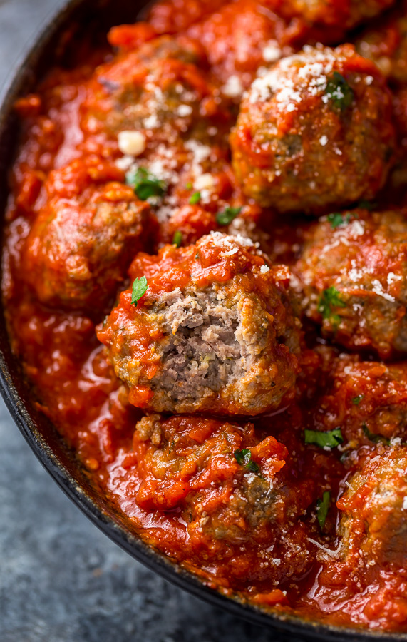 Easy Baked Meatballs Recipe & Video with Marinara Sauce - Baker by ...