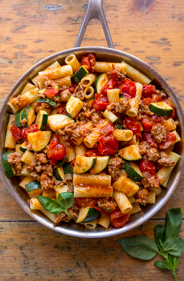 Rigatoni with Sausage, Tomatoes, and Zucchini - RecipeAddictive.com