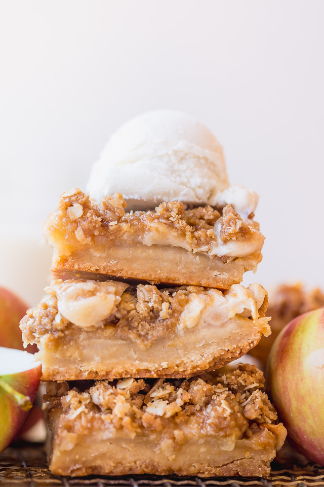 Apple Crisp Bars