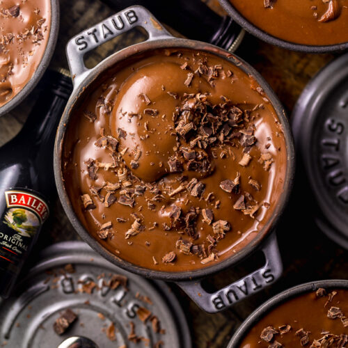 Baileys Irish Cream Chocolate Pudding is thick, creamy, and utterly decadent! The perfect make-ahead dessert to celebrate St. Patrick's Day! To serve, spoon into small serving dishes and top the individual servings with shaved chocolate! #BaileysIrishCreamChocolatePudding #ChocolatePudding #Pudding #IrishCream #Chocolate #Pudding