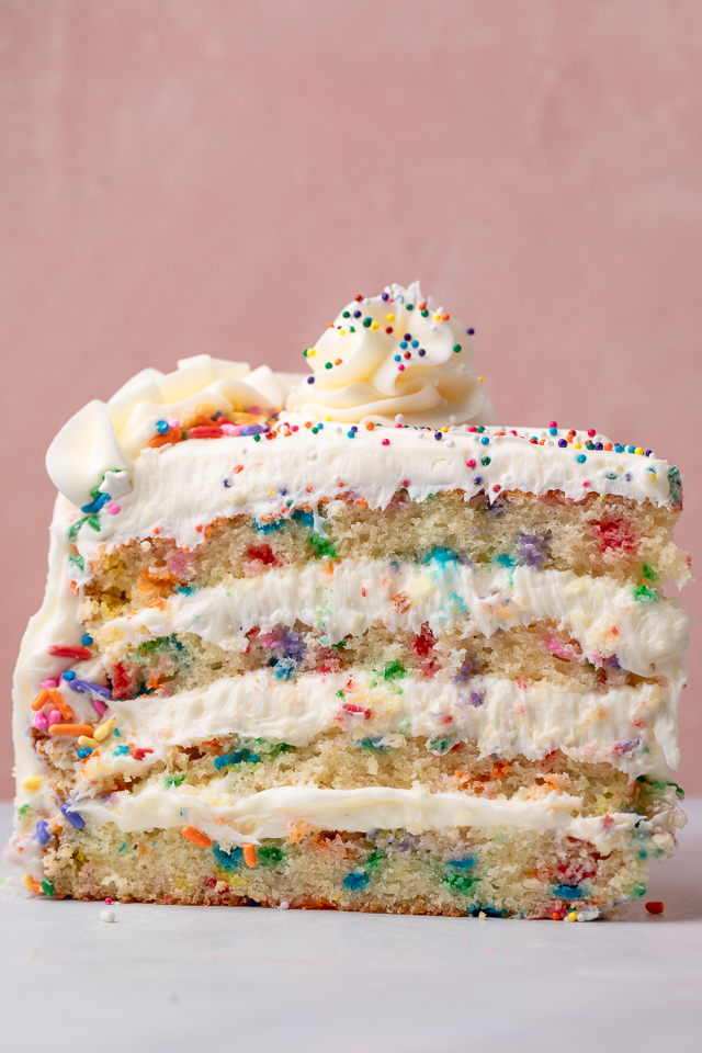 Melankoli fornuft Mange Ultimate Funfetti Birthday Cake Recipe - Baker by Nature