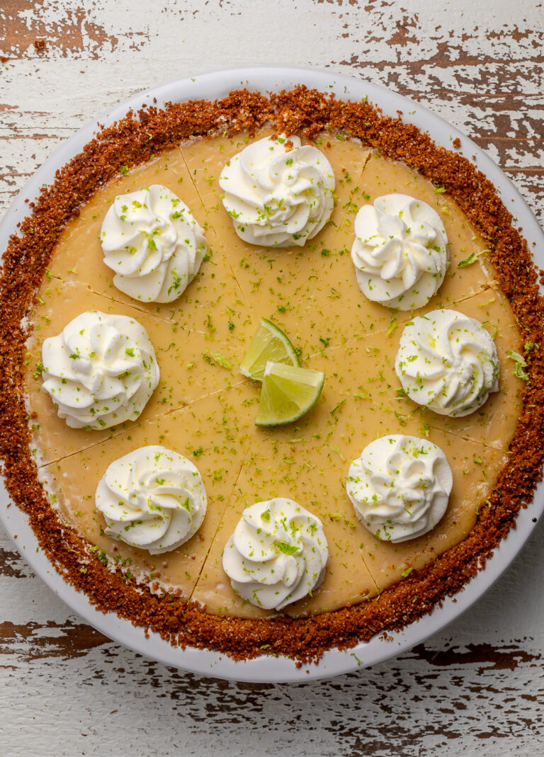 Deep Dish Key Lime Pie Baker by Nature