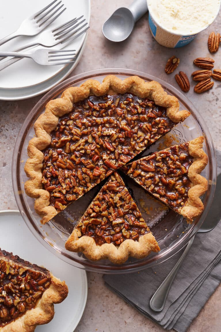 Brownie Pecan Pie Baker by Nature