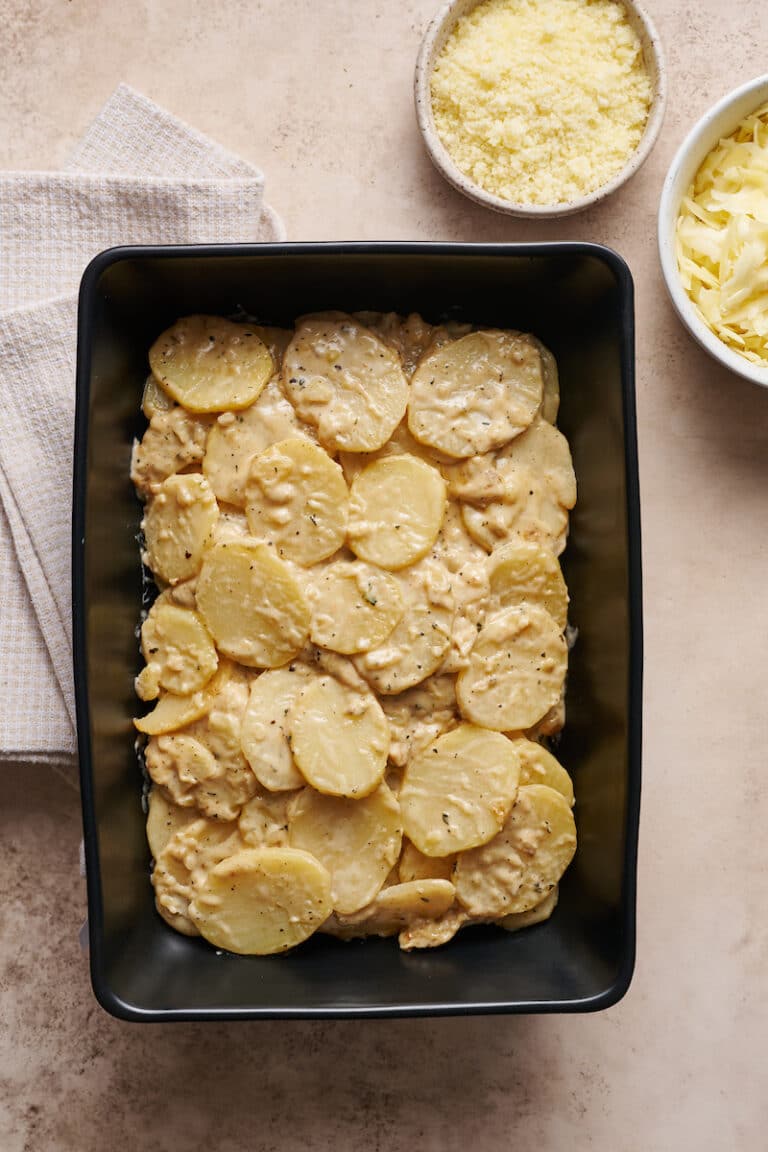 Creamy Scalloped Au Gratin Potatoes Baker by Nature