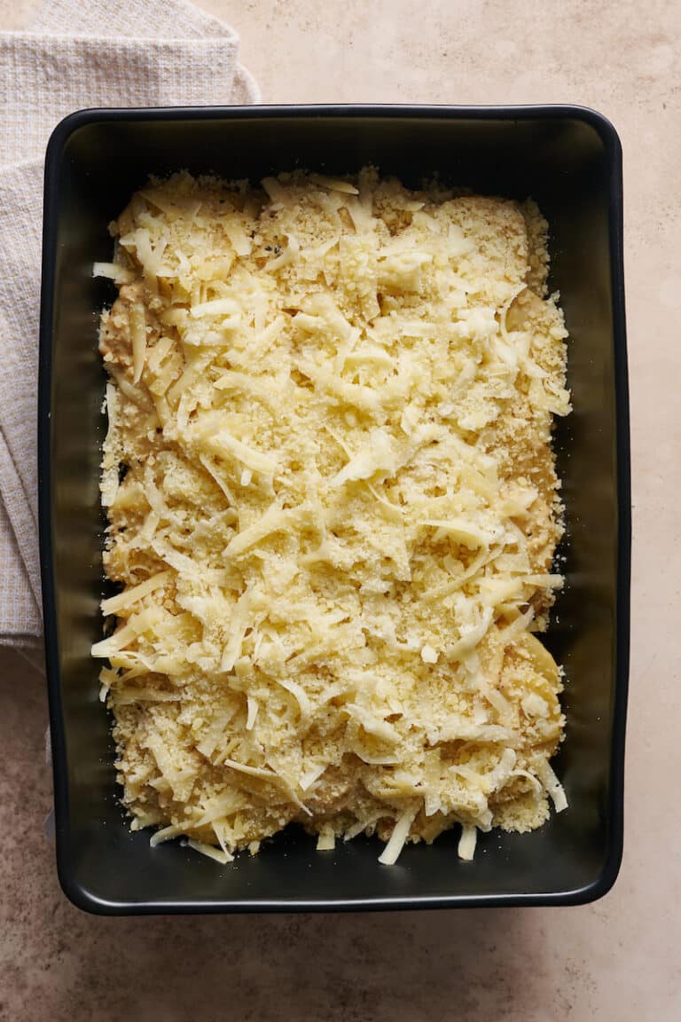 Creamy Scalloped Au Gratin Potatoes - Baker by Nature