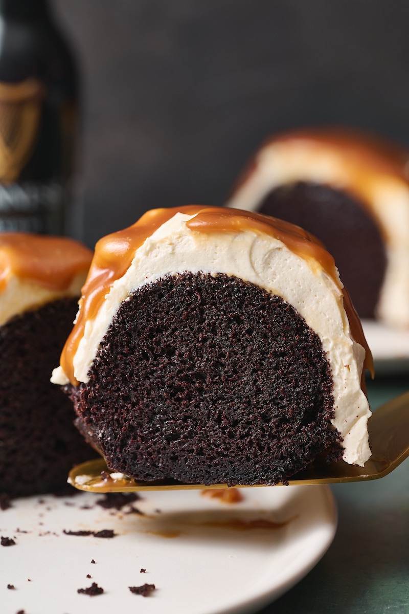 Irish Cream Bundt Cake Recipe  Delicious Irish Desserts - Global