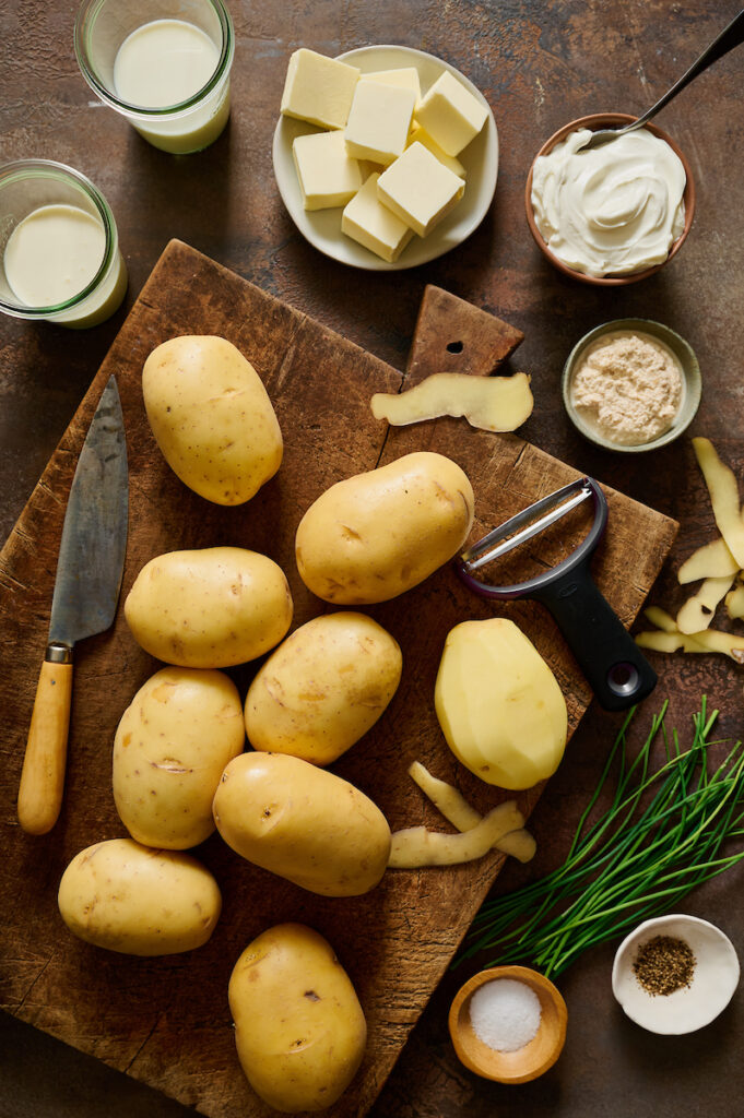 Yukon gold potatoes and sour cream for making mashed potatoes.